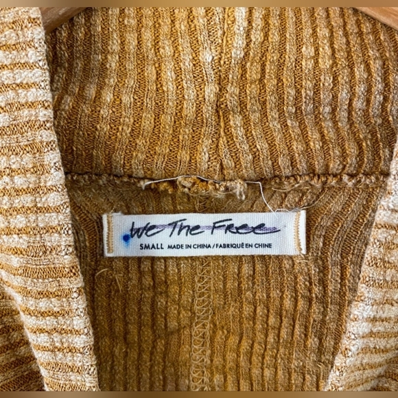 FREE PEOPLE Raglan Top - Picture 8 of 9